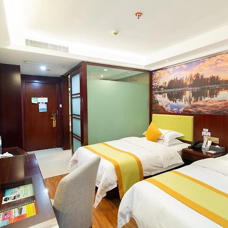 Ruide Hotel I-wu Exteriér fotografie